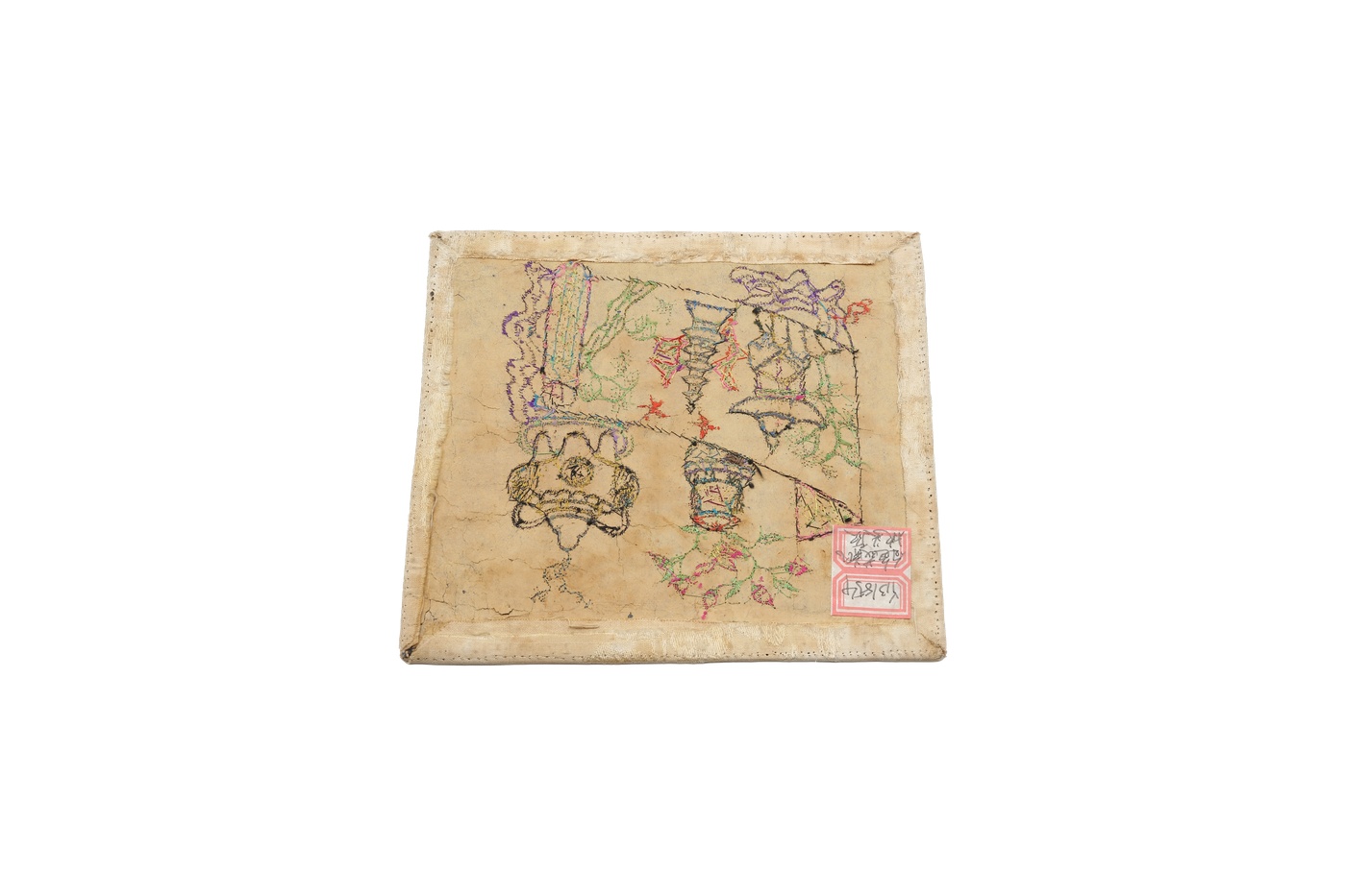  白色花瓶枕头顶